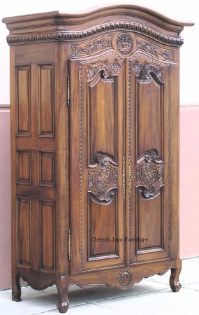 Code: AS 002-T Name: Armoire Size: W=130 x H=57 x H=215 cm Wood: Solid Mahogany wood.﻿